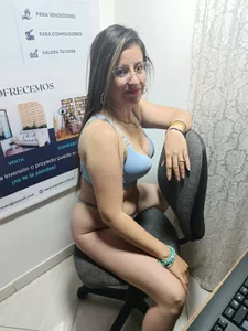 Valentina--1Showing off new lingerie Bild 2