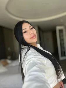 Public od KimBooker  3 snímek