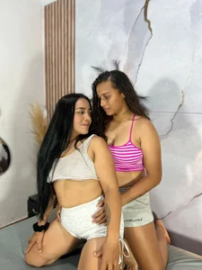 LucyAndBella we are you type Immagine 