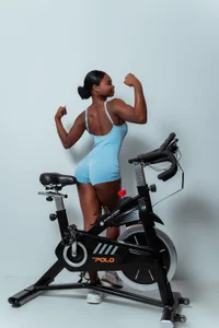 An athletic girl od LaurenSnow  4 snímek