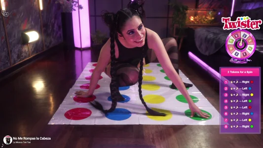 🔴🔵🟡🟢 TWISTER🔴🔵🟡🟢 de alessa_goreng Foto 5