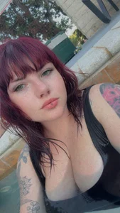 violetxxvixxen Me 💋 Pic 3