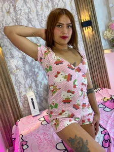 Public od Nobara_Kugisaki_  6 snímek