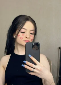 MillaKowal Public Pic 5