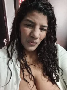 Shannel_milff me Pic 2