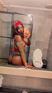 zoepinkett Me 🔥🤤 Pic 2