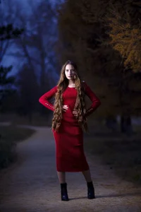 Elza_kom Ledi in Red 圖片