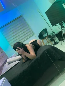 Mia_fox_07 Public Pic 7