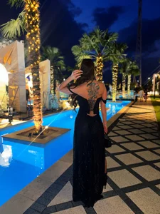 Kyarass Black dress Pic 4