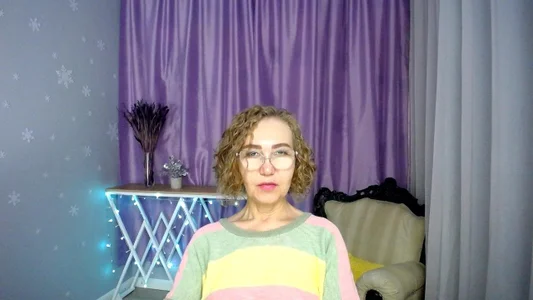 queen_a_n_i Public Poză 7
