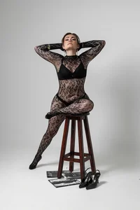 PenelopeOwen Public Pic 7