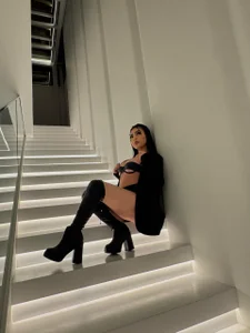 BelaCox_I'm not fantasy ... I'm the reality with heels Bild