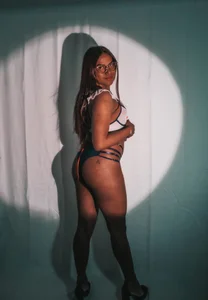 Samantha__F_W Public  9. fénykép