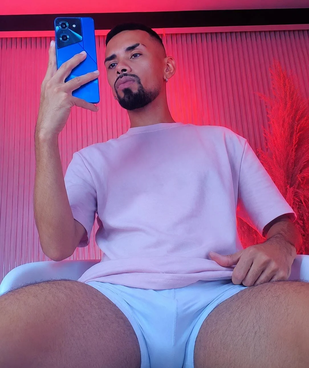 Трендове зображення  6488 Tyler_204