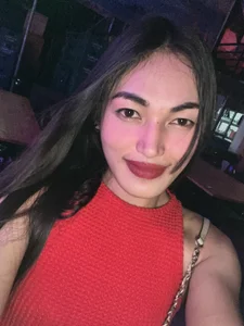 Creamycum_celinexx in red Gambar 2