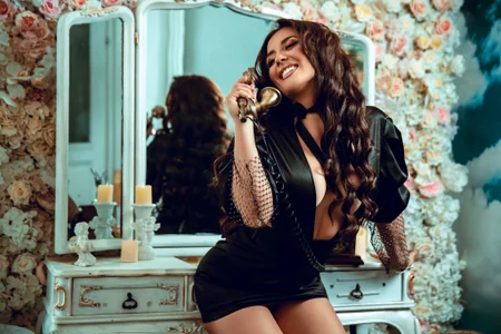 Melany_Ass kullanıcısının Hot brunette albümü -  4 fotoğraf