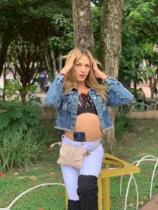 laura_latinhot1 💚💕 Pic 3