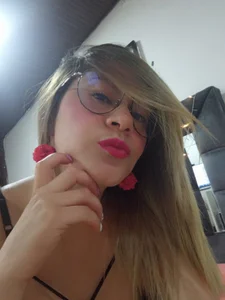 Chanelll_Taylorr_のlipstick on youの枚の写真