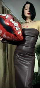 BaileeLynn kiss to much صورة واحدة|BaileeLynn kiss to much صورتان|BaileeLynn kiss to much  5 صور|BaileeLynn kiss to much  5 صورة