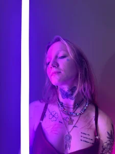 your red dominatrix od Mary_Xextra  7 snímek