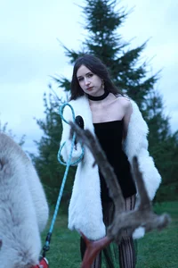 AliceLiddelle Christmas! Pic 5