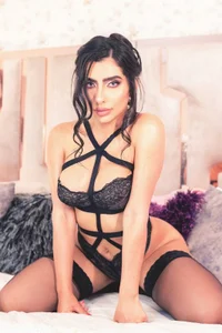 itsdarly's Let me be complete yours... Sex Photo 1