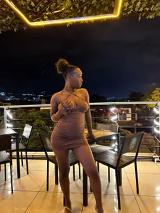 MichaelaCox Enjoy Life 圖片 3