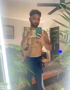 Ali_Nasar Public  2. fénykép