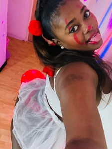 exotic_karmella What is your favorite costume? Pic 4