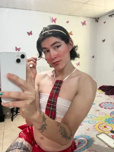 Koral_10 Hi my love, I hope you come to me today, I want to learn from you ❤️‍🔥😜 Gambar