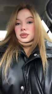 AuroreMarie Hello there:3 Pic 4