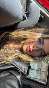 eimi_rosse18 Public Pic