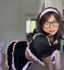 EvelynneeのGood girl 🫣🌸の 3枚の写真