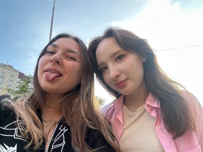 OdellaBlumera Public Pic 2