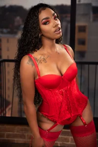 emely_brandon Public Hình 3