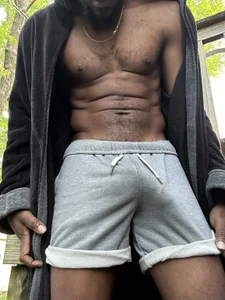 blackforsquirt@xh Public Pic 3