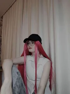 SuRenzi Finding the Perfect Look: Cosplay in Action Foto 2