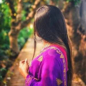 V-Queen-Pakhi's Me Sex Photo 1