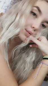 Blonde_Barbie kullanıcısının Ur girl albümü -  5 fotoğraf