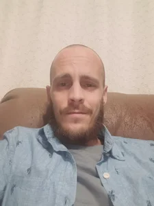 tryinitoutagain: Me ( 2 фото)