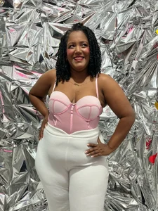 RACHELL__HOT rose Pic 4