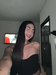 alanna01__ Public 사진 5