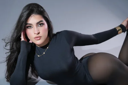 Antonellaparis_ sensually glamorous 🤍 Kuva 9