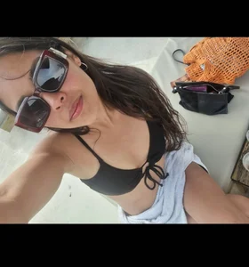 Ariana2001 Public Kuva 3