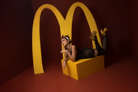 SaraParker_ Elegance Pic