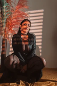 AmberGreyy_ My black dress Pic 3