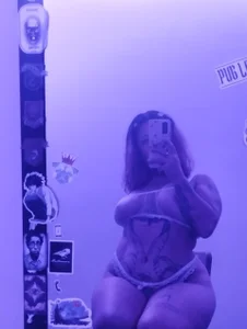 Viiolet_24_ Public Kuva 3