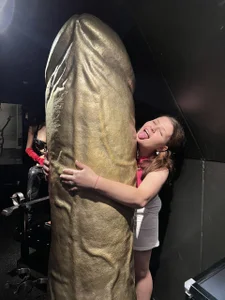 TinniAngelのI'm in sex museumの 7枚の写真