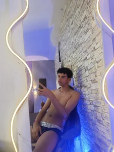 keahi_tay Very hot  3. fénykép