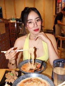 LavonnaFernet Public 사진 3